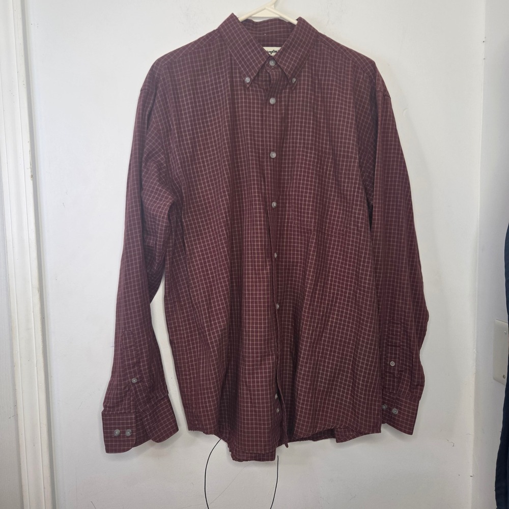 Wrangler Riata Mens Large Burgundy Grid Long Sleeve Western Button Down Shirt